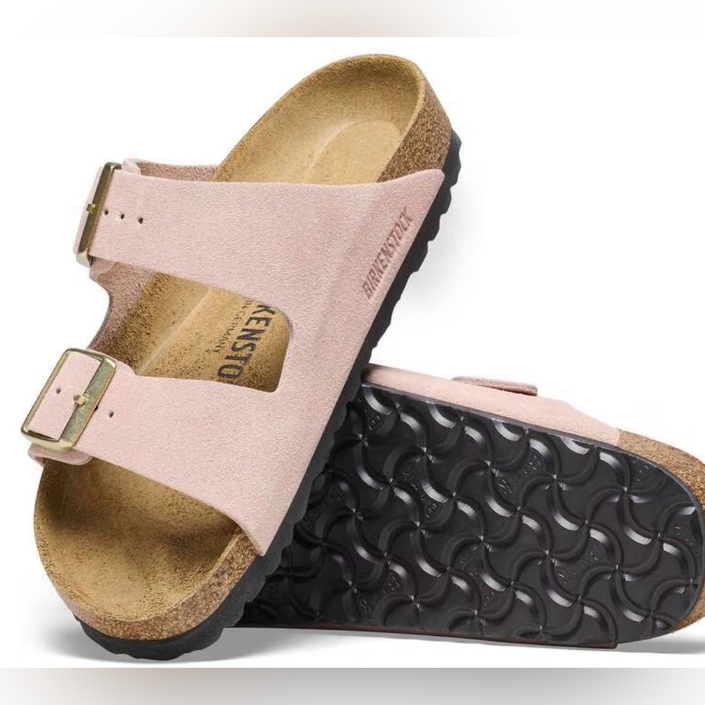 Birkenstock Arizona Two-Strap Sandal in Light Pink suede. Size 6 regular/wide - Picture 5 of 12